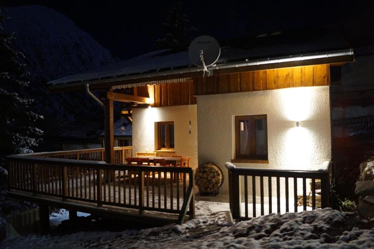 Chalet soFlo -5 FLOCONS OR - 3 Vallées - Saint-Martin-de-Belleville-9personnes-130m2 Extérieur photo
