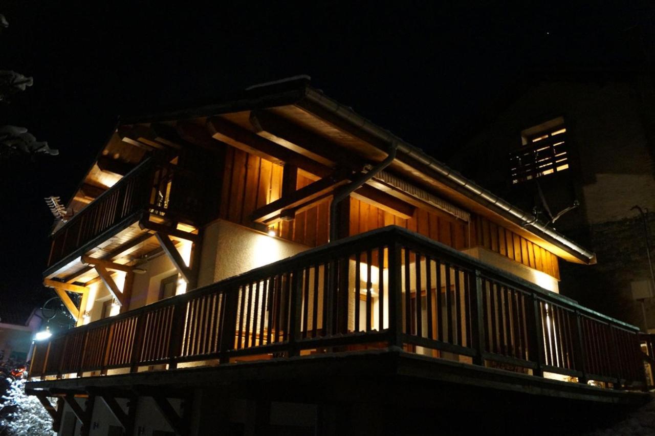 Chalet soFlo -5 FLOCONS OR - 3 Vallées - Saint-Martin-de-Belleville-9personnes-130m2 Extérieur photo